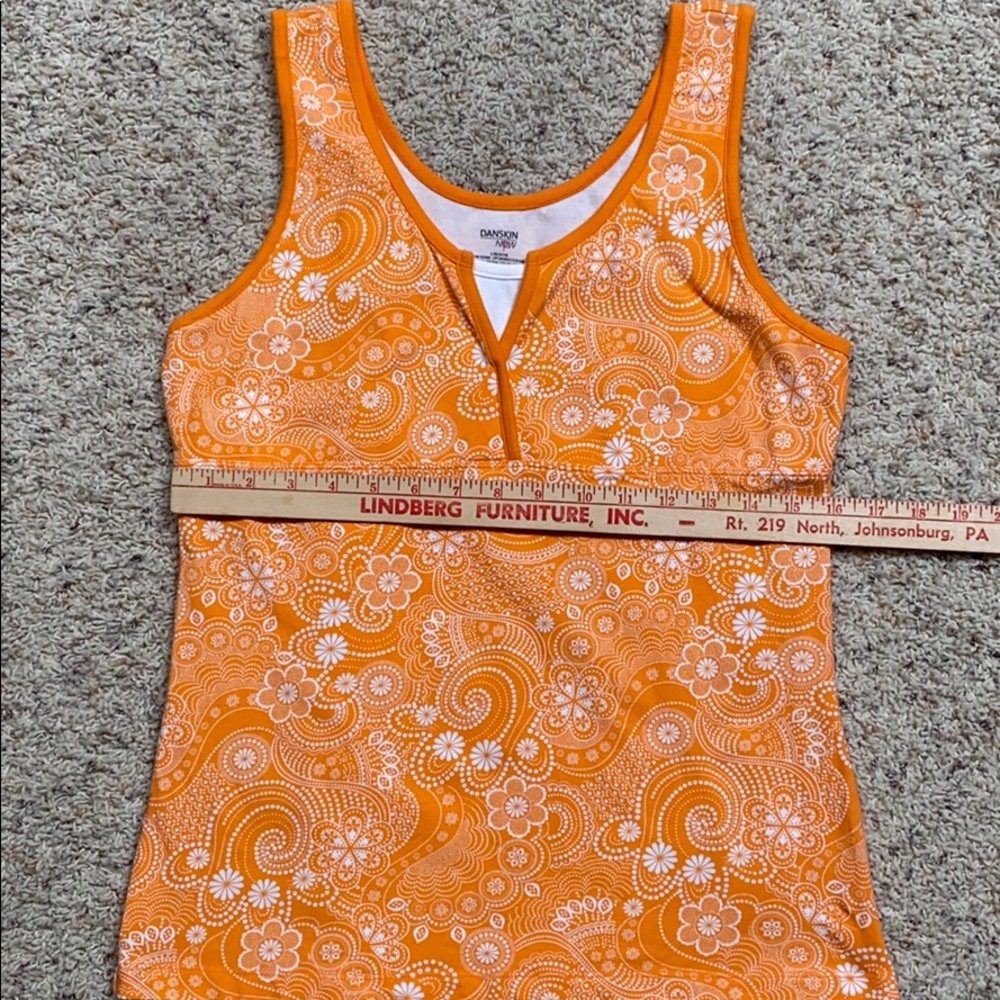Women’s L 12/14 Danskin Now workout tank top. - Picture 4 of 5
